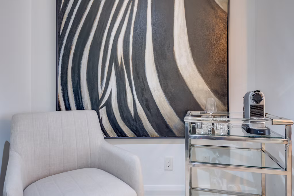Avalon Suites Yorkville photo 14