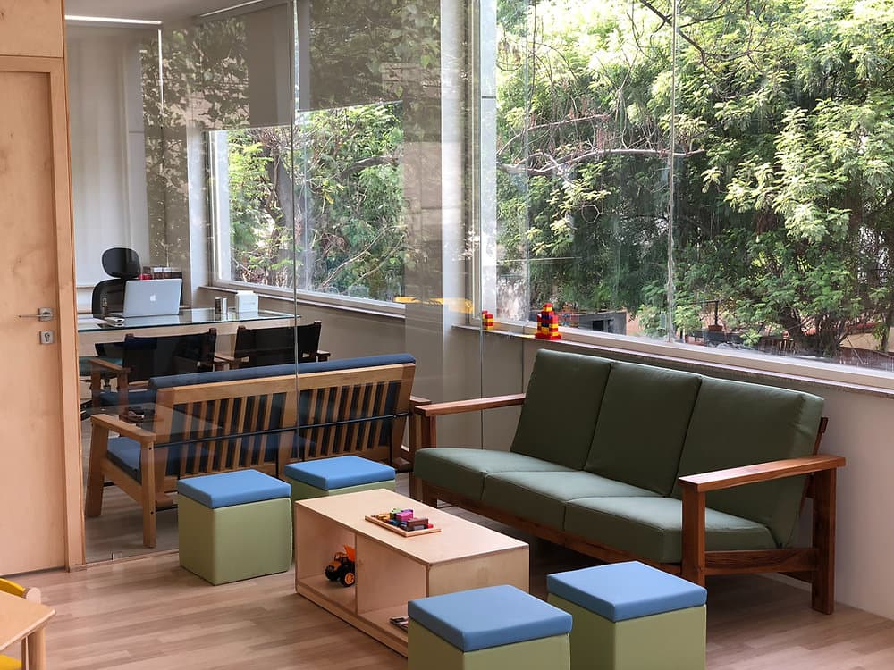What to Look for in Short-Term Rentals for Frontline (Medical) Workers