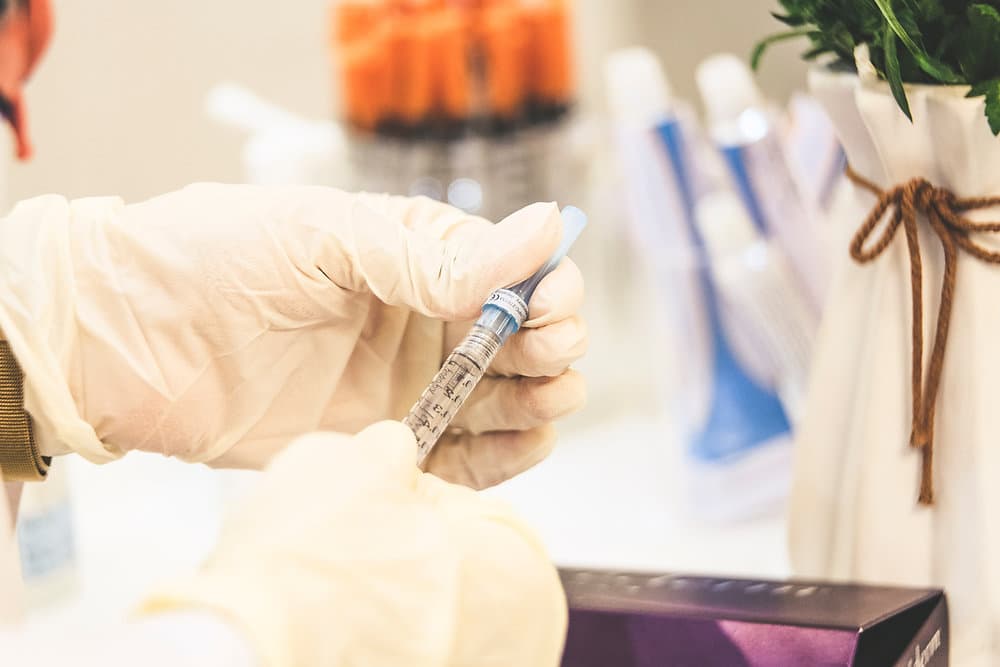 Where to Stay in Toronto Yorkville for a Private Cosmetic Procedure?